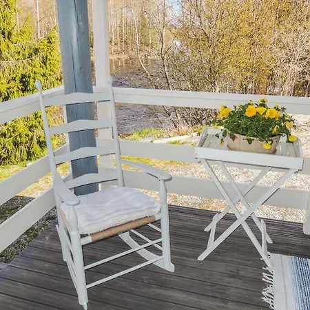 Σπίτι διακοπών Kaepaelysmoekki By Interhome Nurmes